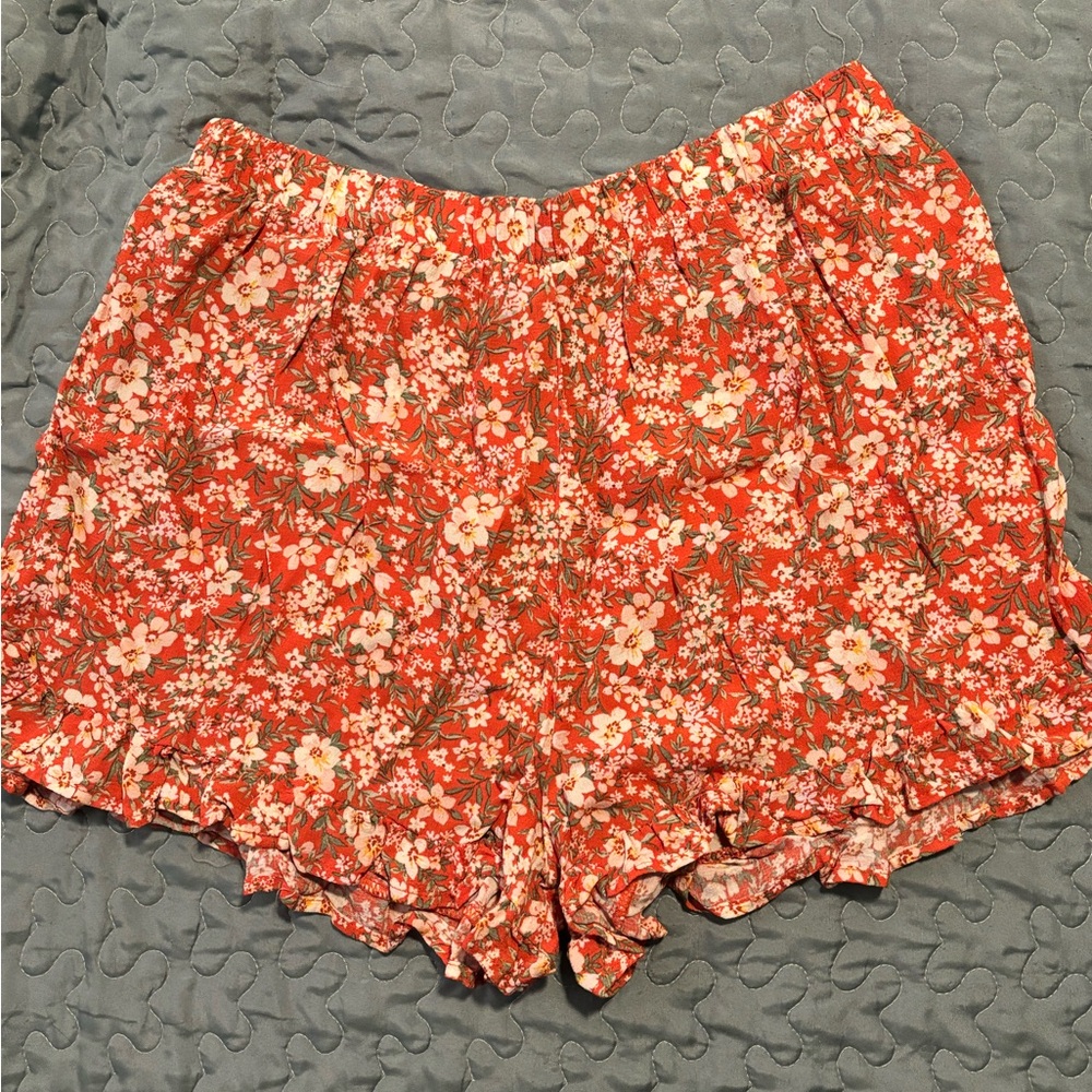 American eagle floral shorts